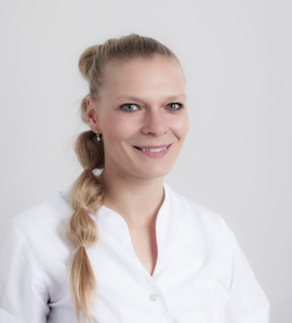 Mgr. Gabriela Straková